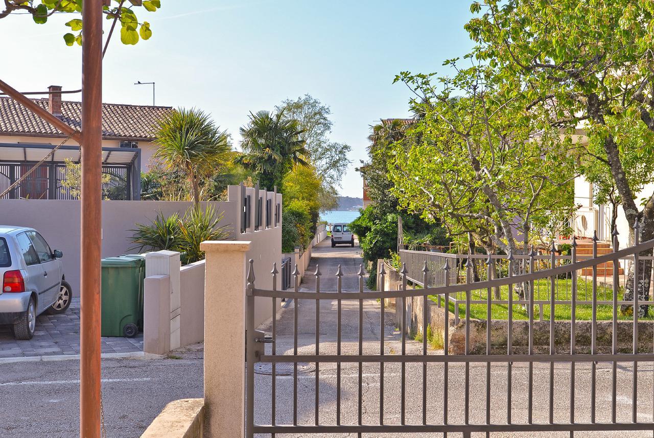 Apartment Ljiljana 1553 Novigrad Istria المظهر الخارجي الصورة
