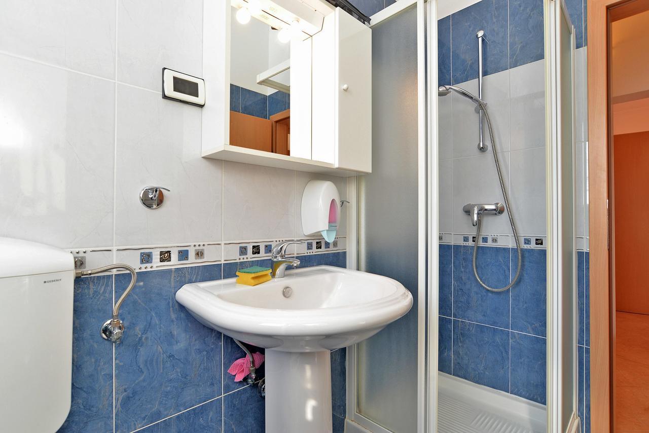 Apartment Ljiljana 1553 Novigrad Istria المظهر الخارجي الصورة